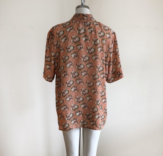 Light Pink Floral Print Blouse with Oversized Col… - image 4