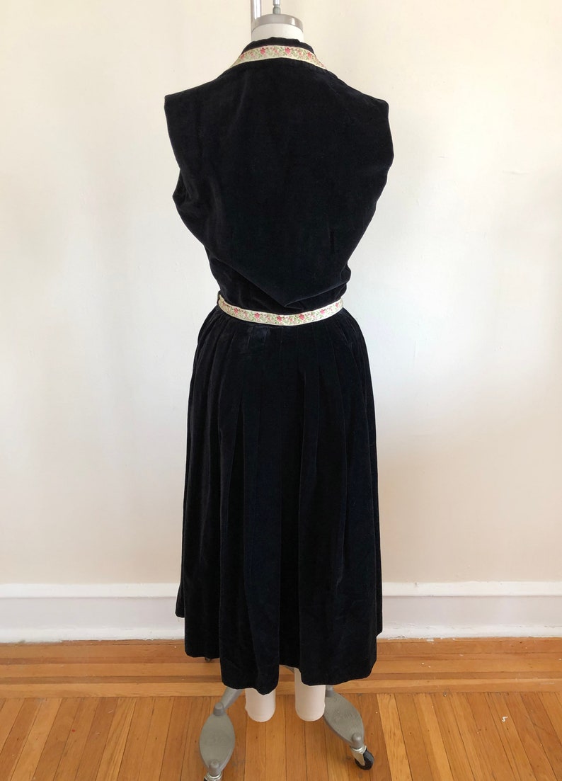 Black Velveteen Two-Piece Set Top and Skirt 1940s image 5