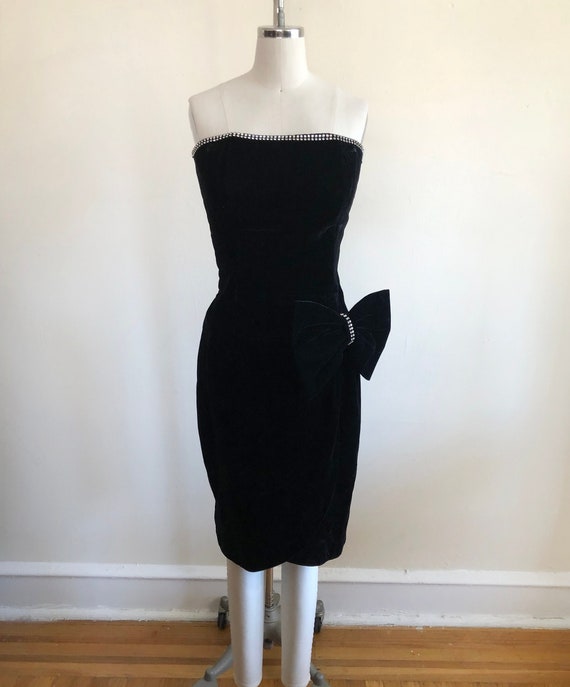 Strapless Black Velvet Mini-Dress with Rhinestone 