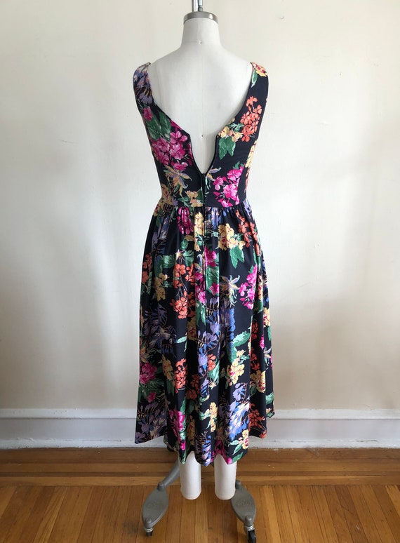 Laura Ashley Sleeveless Black Floral Print Dress … - image 5