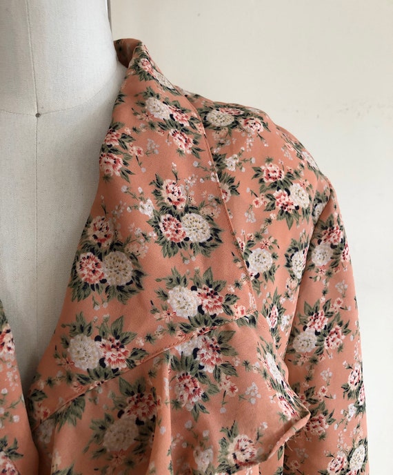 Light Pink Floral Print Blouse with Oversized Col… - image 3