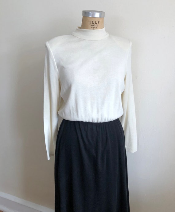 Cream and Black Colorblock Knit Midi-Dress - 1980s - image 3