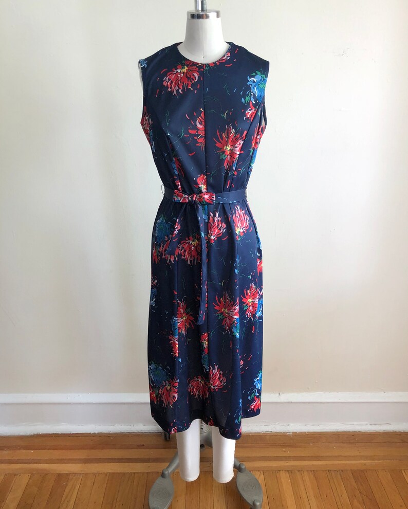Navy and Red Floral Print Dress with Matching Jacket 1970s image 2