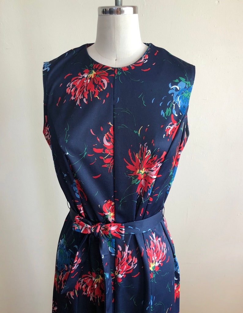 Navy and Red Floral Print Dress with Matching Jacket 1970s image 3