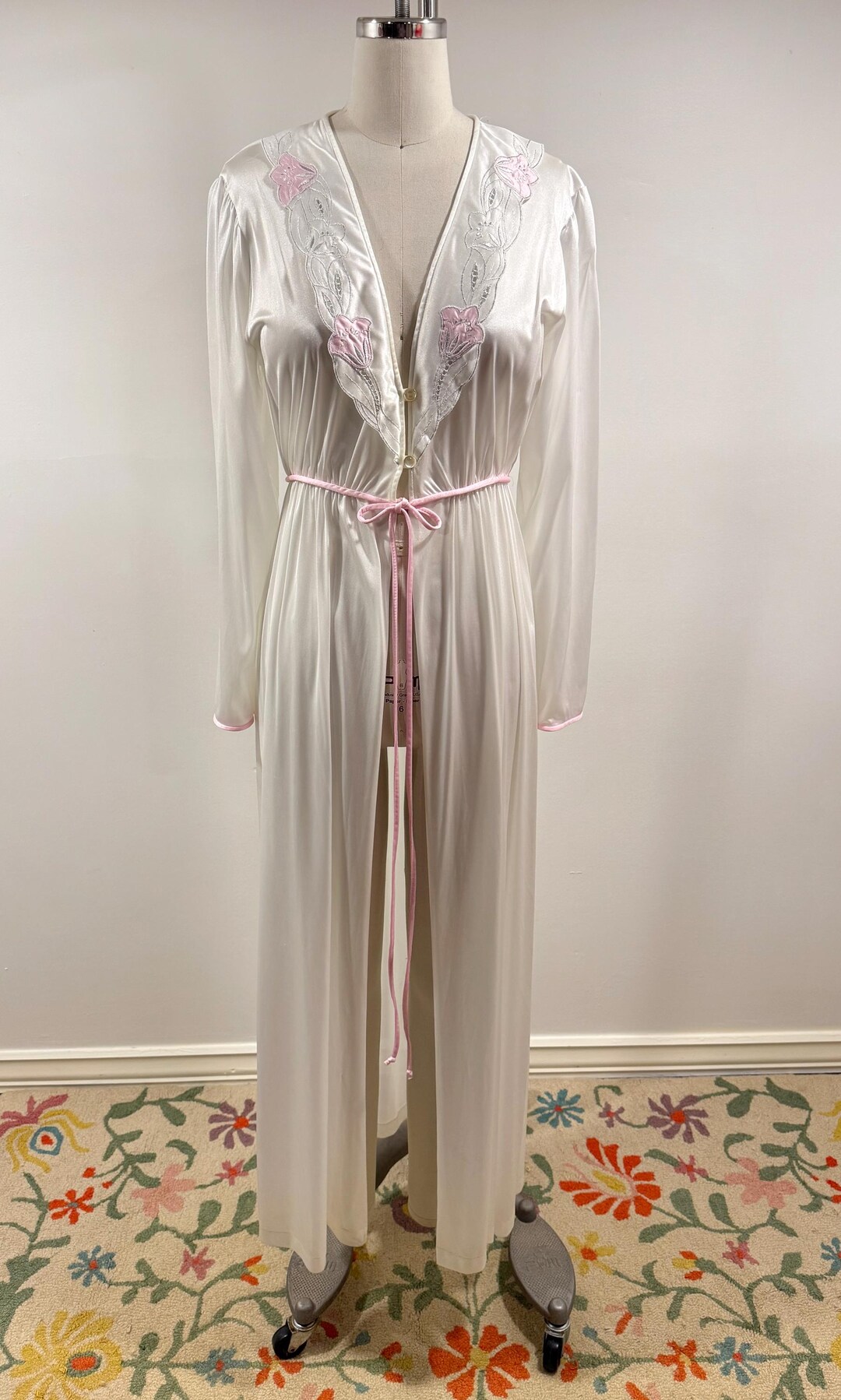 Retro White Robe White Nylon Robe With Floral Details - 1980s - Etsy