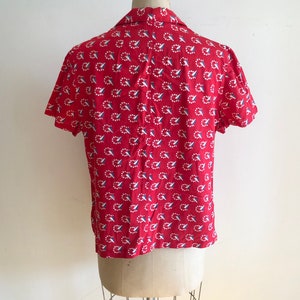 Red Flag Print Shirt 1940s image 4