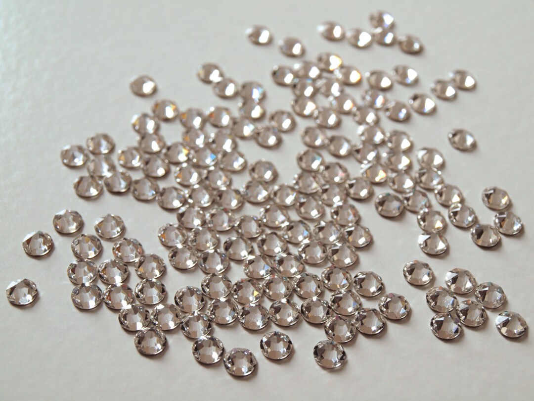 [ララン] SWAROVSKI XIRIUS Rose SS20 Swarovski Xirius Rose 16ss or 20ss Crystal Flat Back