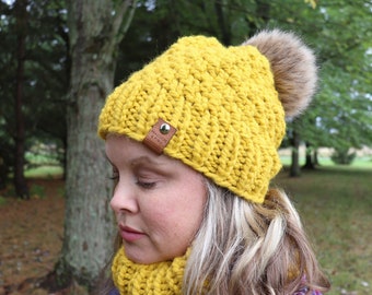 Chunky Hat, Removable Faux Fur Pom Pom, Mustard Yellow