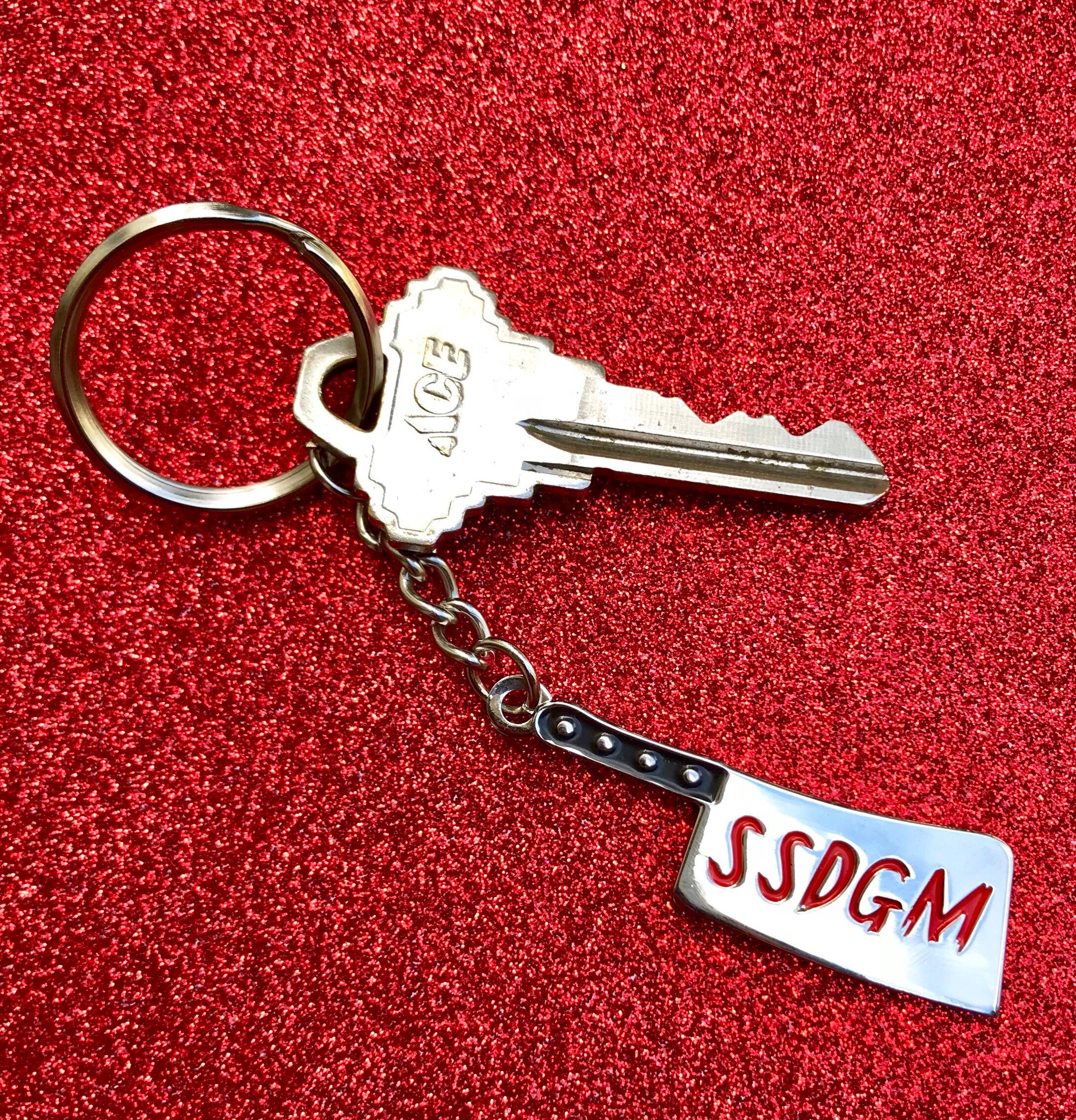 NEW Hard Enamel Keychain - Stay Sexy Don't Get Murdered / SSDGM w…