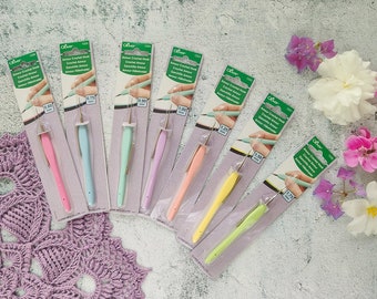 AMOUR Clover crochet hook collection - small sizes 0.6mm - 1.75 mm