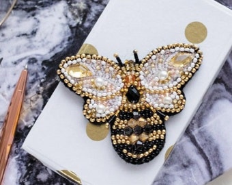 Golden bee - Beadwork kit for creating brooch by Abris Art brand