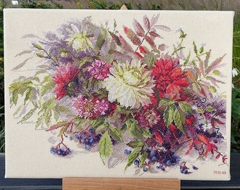 Autumn secrets - Cross stitch kit by Merejka K218