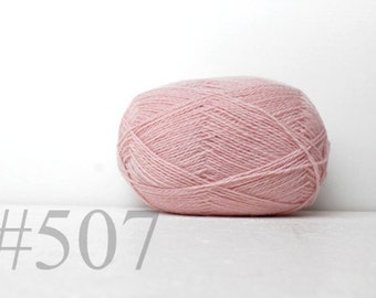 WOOL yarn 100%-knitting yarn - pale pink #507