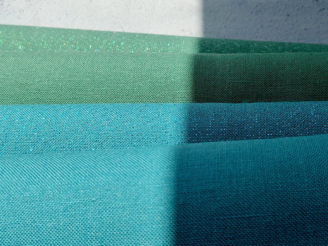 40 Ct Newcastle Evenweave Zweigart Linen Fabric With Lurex Etsy Canada