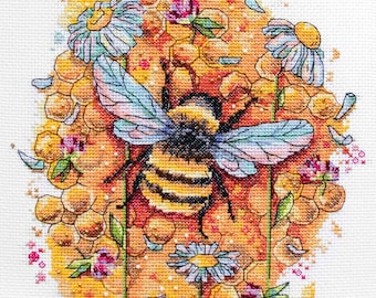 Cross stitch kit - Bee in flowers