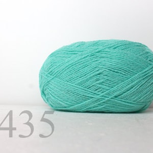 WOOL yarn 100%-knitting yarn - mint #435