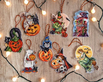 ハロウィーンのおもちゃキット 8 ピース - プラスチック キャンバスのクロスステッチ キット Letistitch 8008