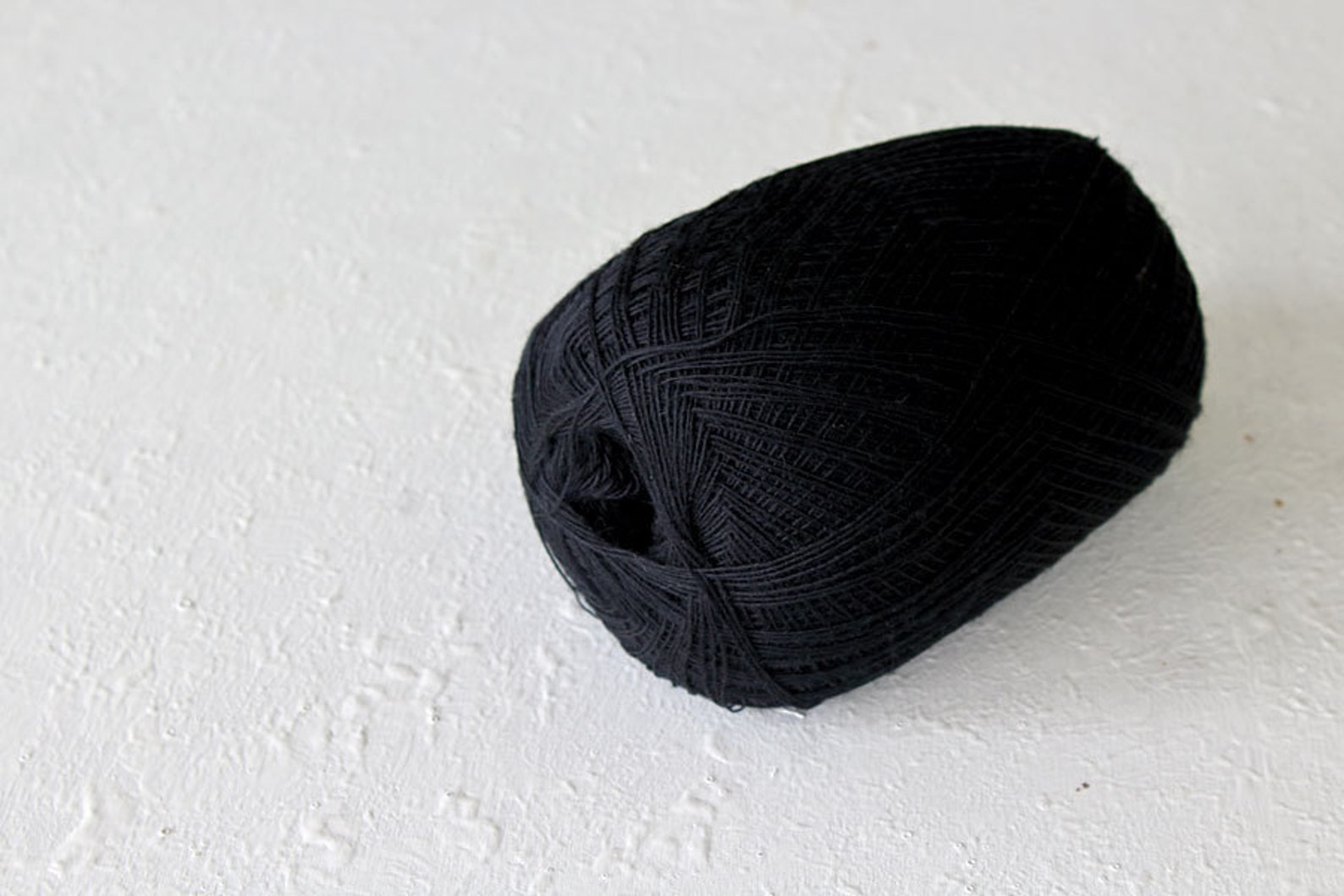 Cobweb black color wool yarn haapsalu shawl yarn | Etsy