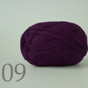 WOOL yarn 100%-knitting yarn - plum #109