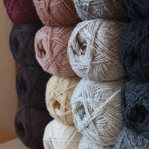 Wool Sample card 80 colors 100% wool Wool yarn image 6