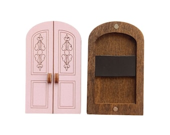 Wooden needle organizer with magnet - Pink door