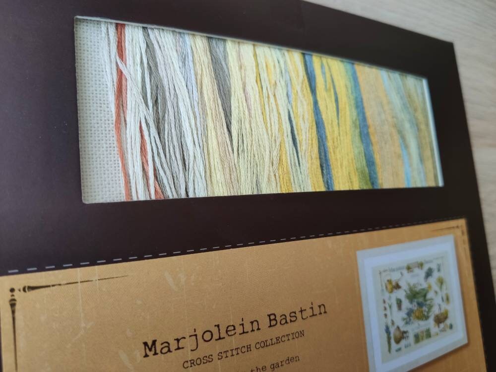 Lavender Wreath - Aida de Lanarte - Marjolein Bastin - Kit au point de