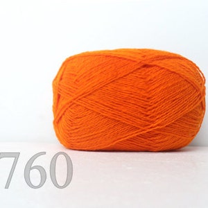 knitting yarn Pure WOOL yarn 100%  - carrot orange #760