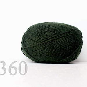 WOOL yarn 100%-knitting yarn - juniper green #360