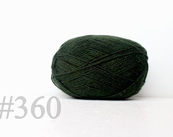 WOOL yarn 100%-knitting yarn - juniper green #360