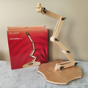 Adjustable legged embroidery sit and floor stand - Nurge brand
