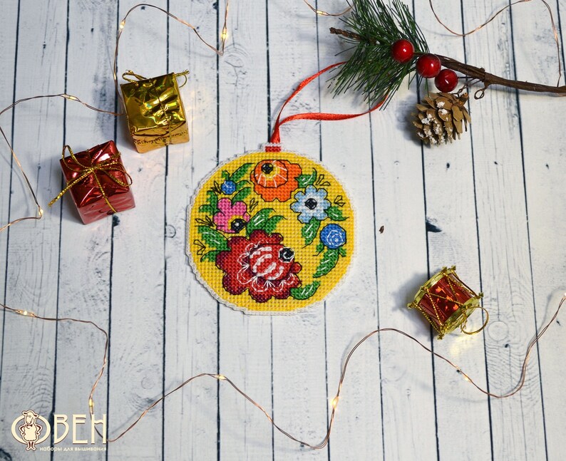 KIT Cross Stitch Christmas Ornament on Plastic Canvas Gzel Etsy