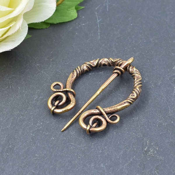 Viking ring brooch in Urnes style - Norse bronze fibula - Medieval robe clasp - Omega fibula