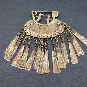 Keltische hangerbroche in brons of 925 zilver – Historische replica van een Hallstatt-broche voor re-enactment en LARP