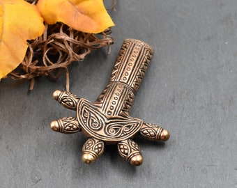 Germanic sleeve brooch - Alemannic brooch - Merovingian brooch bronze - Medieval jewelry - Medieval pin from BELANAS SCHATZKISTE