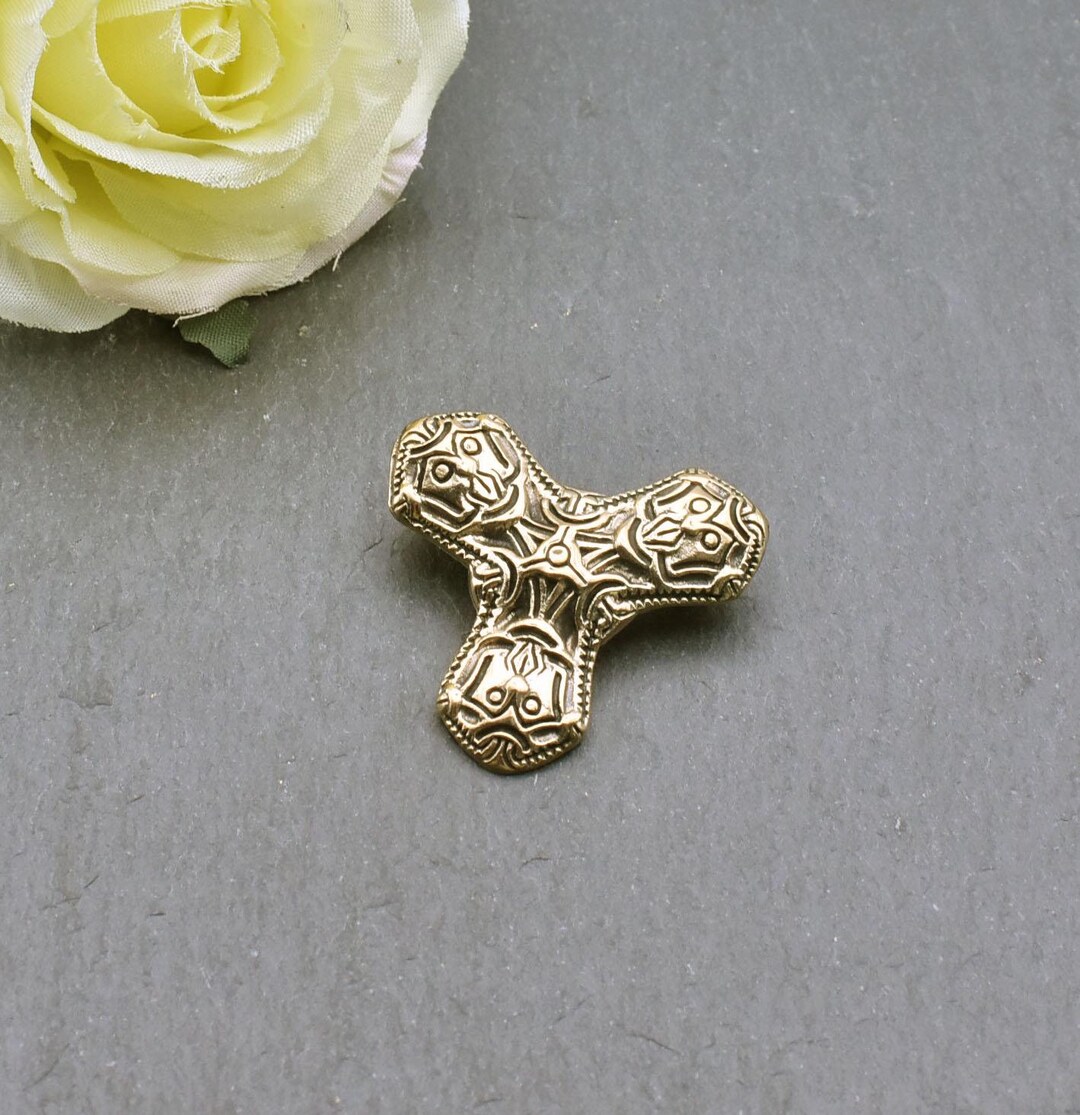 Viking Cloverleaf Brooch Works of Art and Status Symbols From
