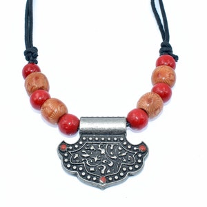 Birka wooden bead necklace - Thorshammer necklace - Viking jewelry - Norse amulet