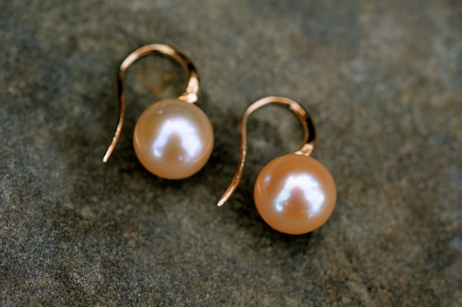 Round pearl earrings Clearance