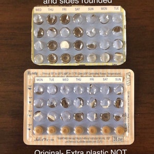 Metallic Birth Control Case Beaded Birth Control Case Metallic Pill Case Beaded Case Metallic Wallet Credit Card Sleeve Wallet image 8