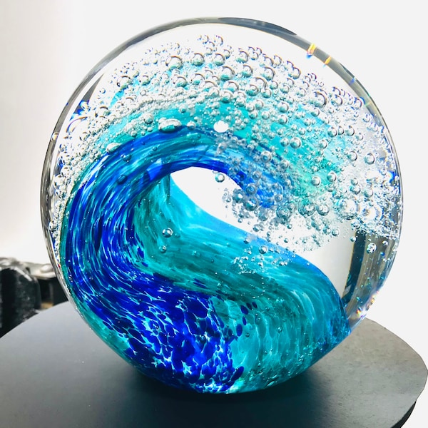 Vague océanique en verre (NOUVEAUTÉ) fabriquée à la main à partir de verre fondu - Chacune est unique !