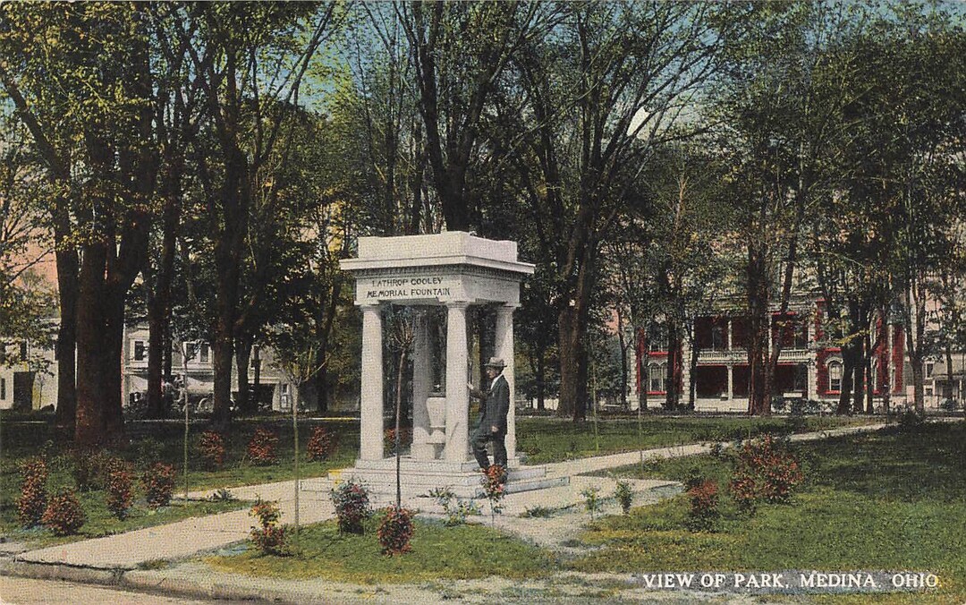 Medina Ohio Postcard View of Park Cooley Memorial Fountain Etsy