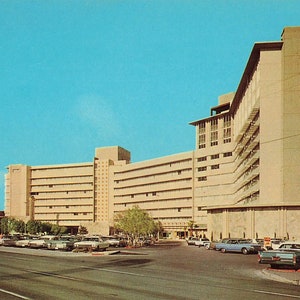 Carte postale de Las Vegas, Nevada Riviera Hotel Vegas Strip c 1966