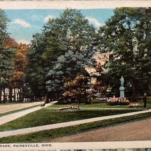 Painesville, Ohio Postcard Monument Park White Border PM 1923 Vintage
