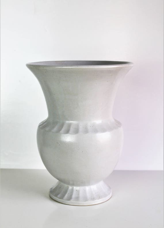 Vintage Off White Urn Or Flower Vase Grecian Style Etsy