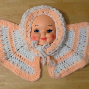 Vintage Hand Crochet Baby Face Hanging Potholder Hot Pad Peach White Retro