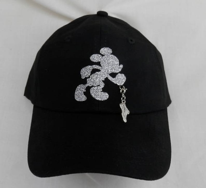 Run Disney Mickey Running Hat Cap It Comes With A Removable Running Shoe Charm Or Choose A Charm From The 2nd Pic. image 3