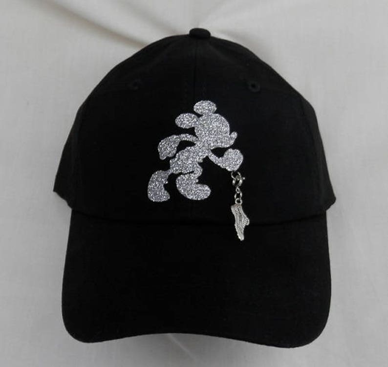 Run Disney Mickey Running Hat Cap It Comes With A Removable Running Shoe Charm Or Choose A Charm From The 2nd Pic. image 1