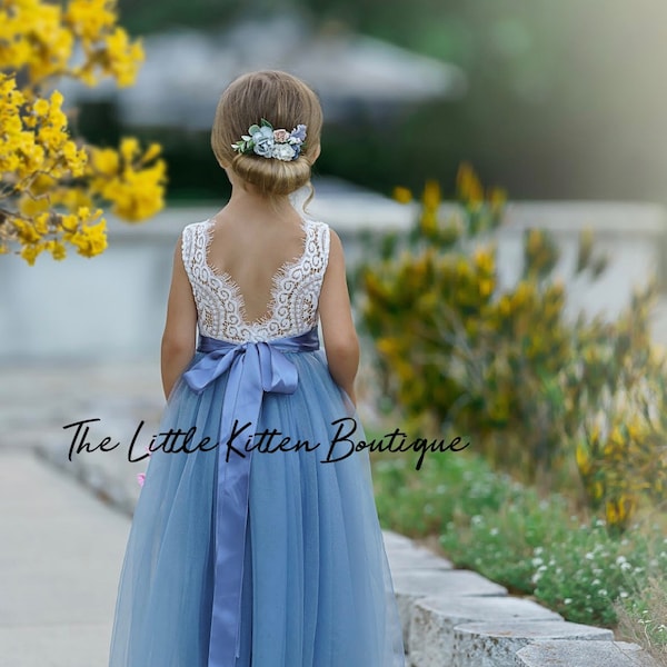 Ivory Flower Girl Dress, Junior Bridesmaid dress, lace flower girl dress, Rustic flower girl dress, Boho Flower Girl Dress, blue flower girl