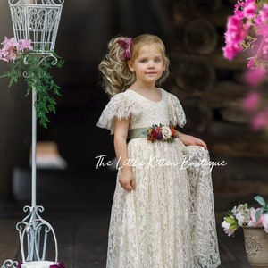 Bohemian flower girl dress, Girls Dress, girls Dresses, White lace flower girl dress, rustic flower girl dress, sage boho flower girl dress