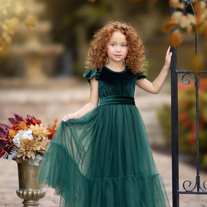 Hunter green junior bridesmaid dress hotsell