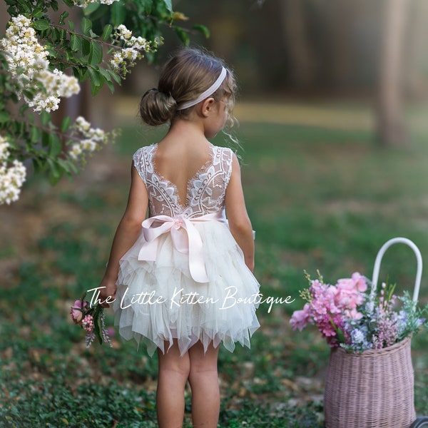 Robe de fille de fleur de tulle, robe de fille de fleur d'ivoire, robe de fille de fleur de dentelle blanche, robe de fille de fleur de blush, robes de fille de fleur de boho, anniversaire